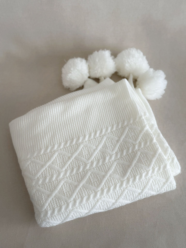 Cobija Clasica Hueso.webp