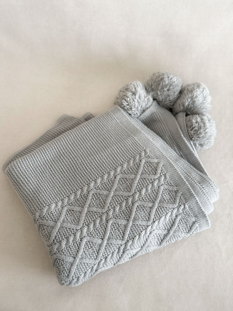 Cobija Clasica Gris.webp